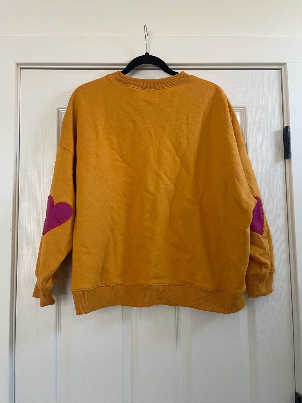Women’s Natural Life “Loved” Heart On Your Sleeve Embroidered Sweatshirt Size L - Picture 4 of 6